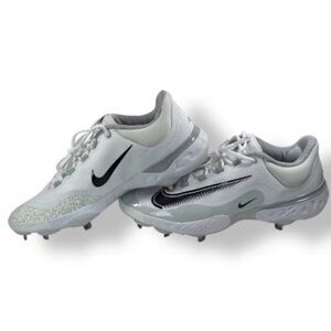 Nike FD2745‑100 Men’s 15 Metal Baseball Cleats White Black Pro Traction NWOT